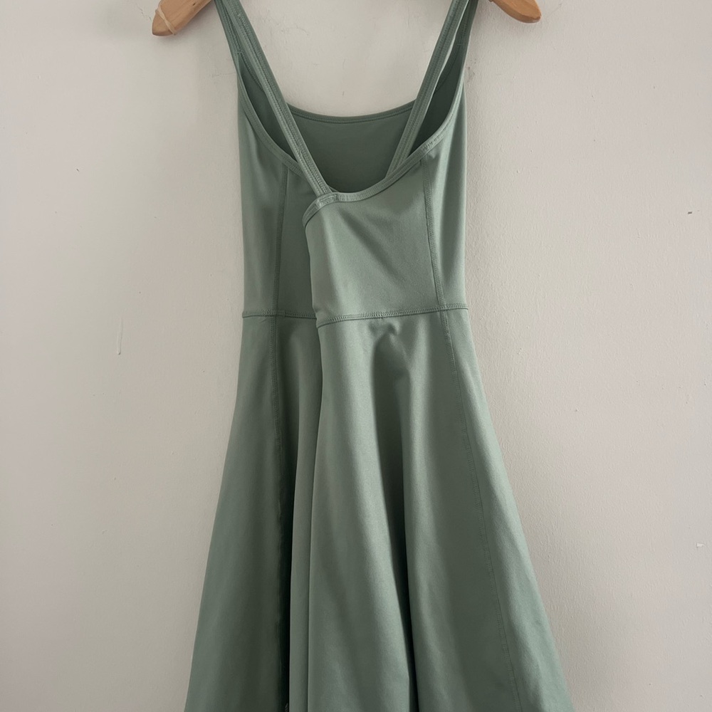 Green Workout Dress w/ shorts & pockets super soft excellent condition Sz XS - Picture 2 of 6